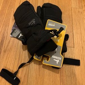 Kombi jr storm cuff III mittens